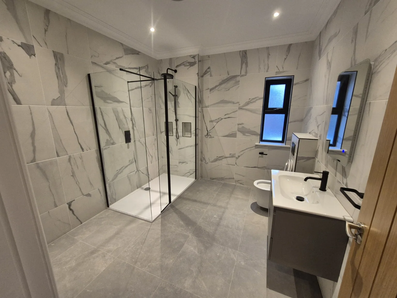 New-build bathroom by Farrell Plumbing
